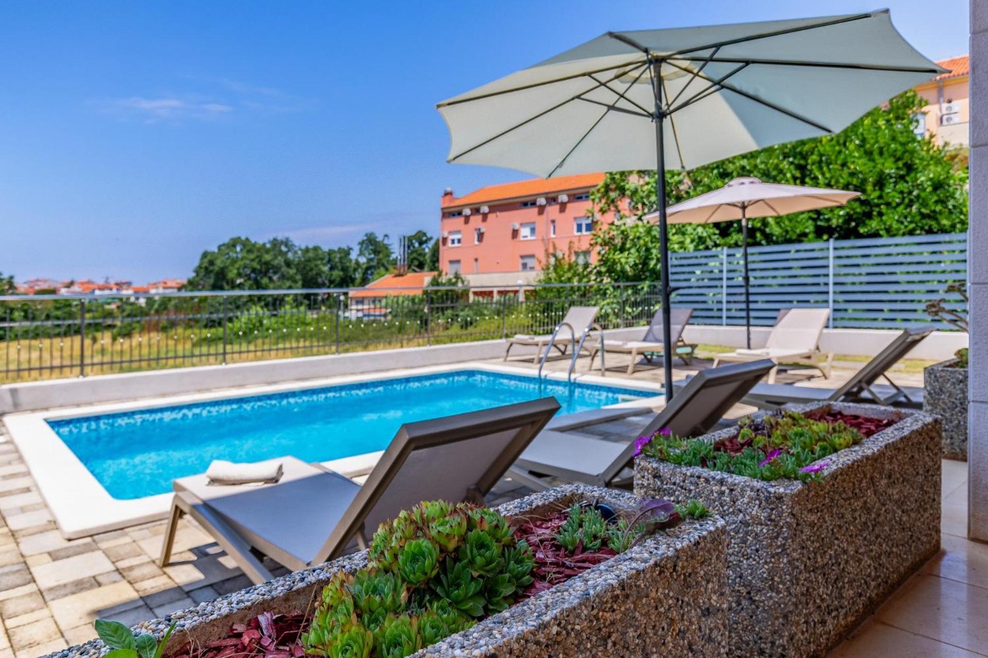 Villas Lotus With Pool And Jacuzzi Pula Ngoại thất bức ảnh
