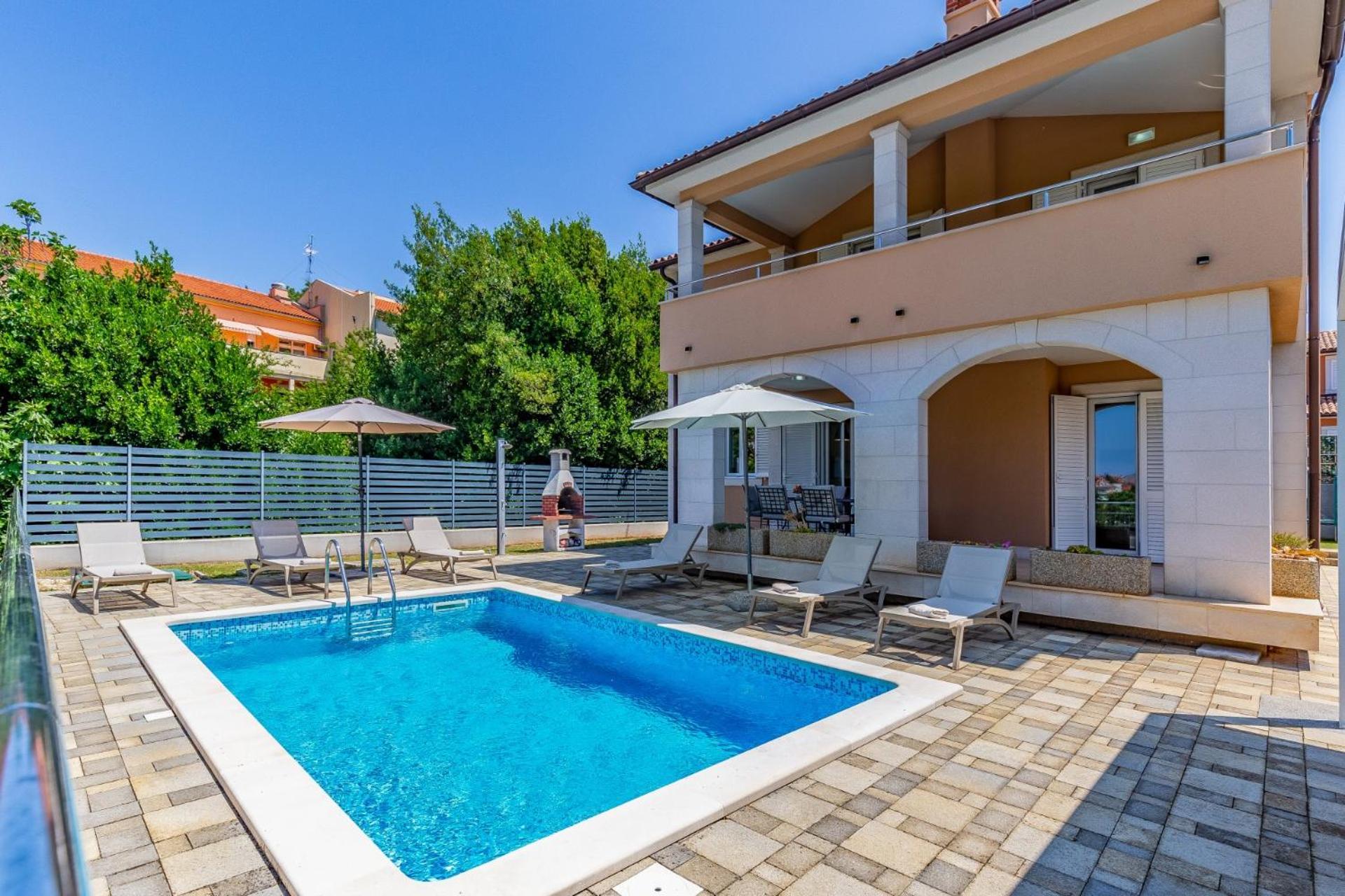 Villas Lotus With Pool And Jacuzzi Pula Ngoại thất bức ảnh