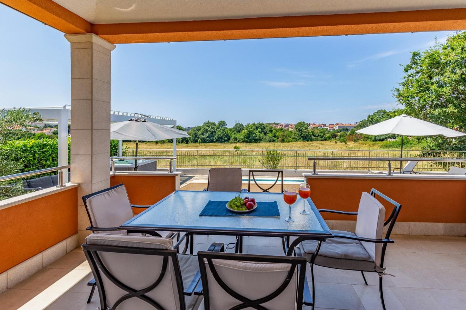 Villas Lotus With Pool And Jacuzzi Pula Ngoại thất bức ảnh