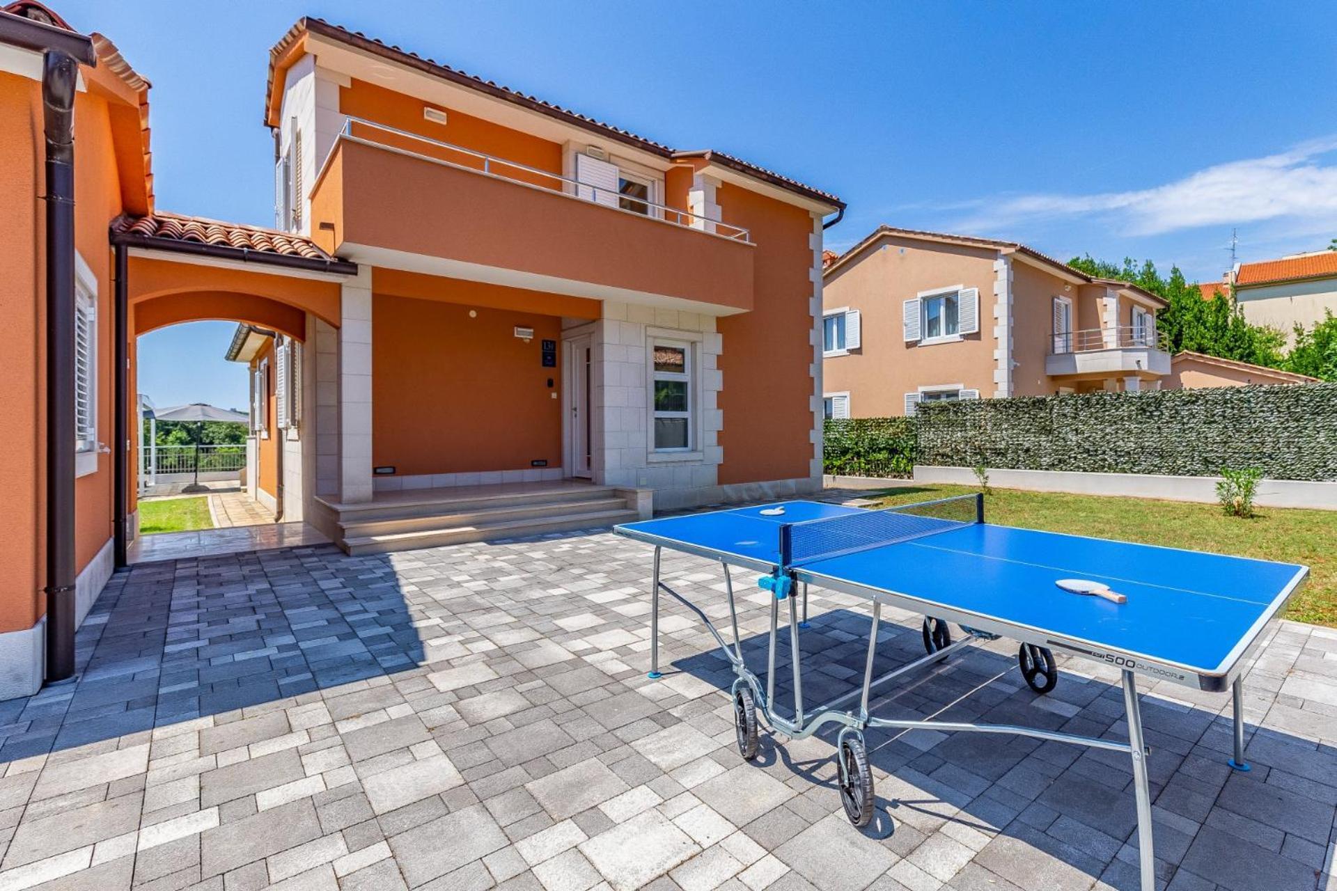 Villas Lotus With Pool And Jacuzzi Pula Ngoại thất bức ảnh