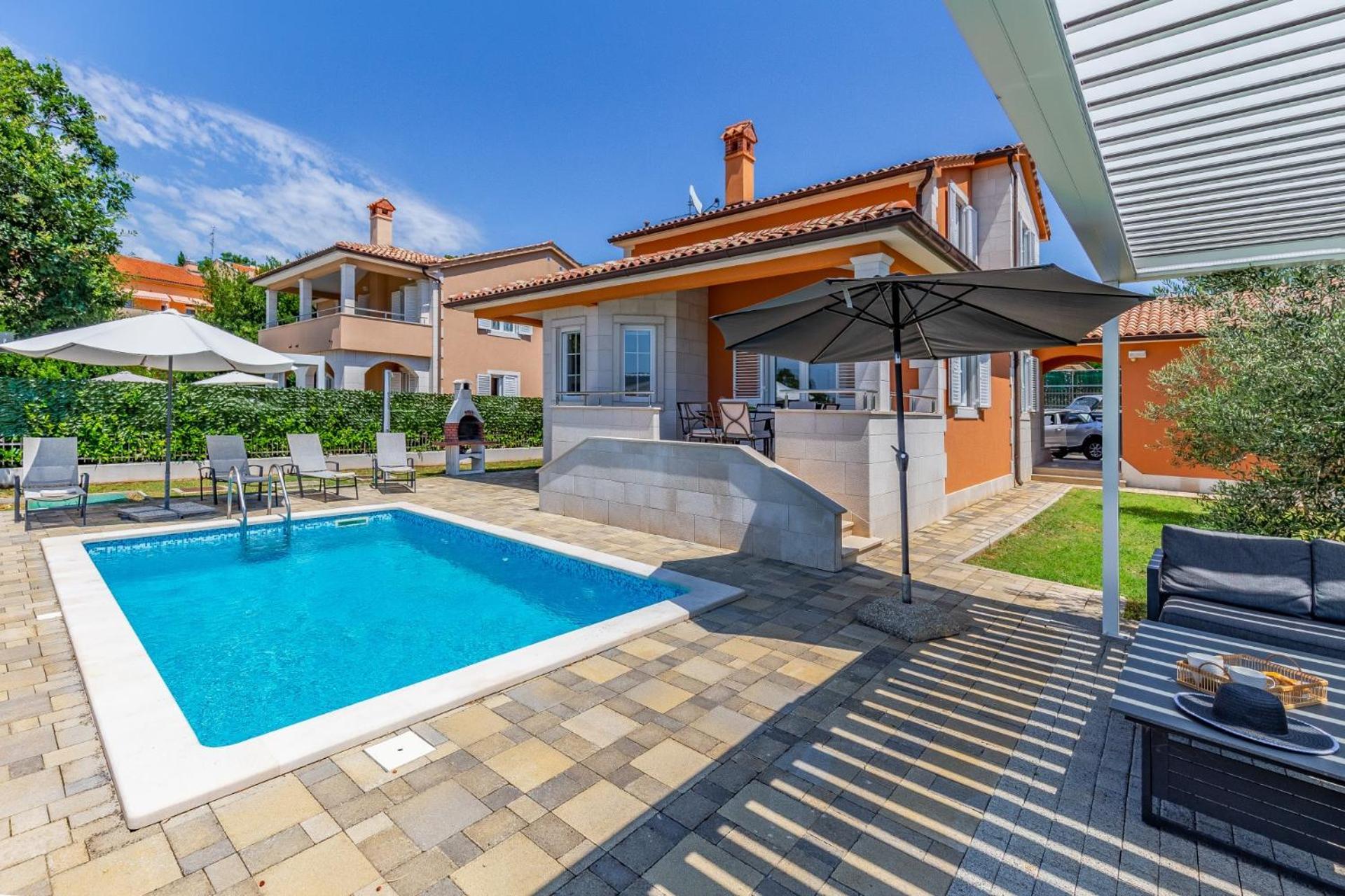 Villas Lotus With Pool And Jacuzzi Pula Ngoại thất bức ảnh